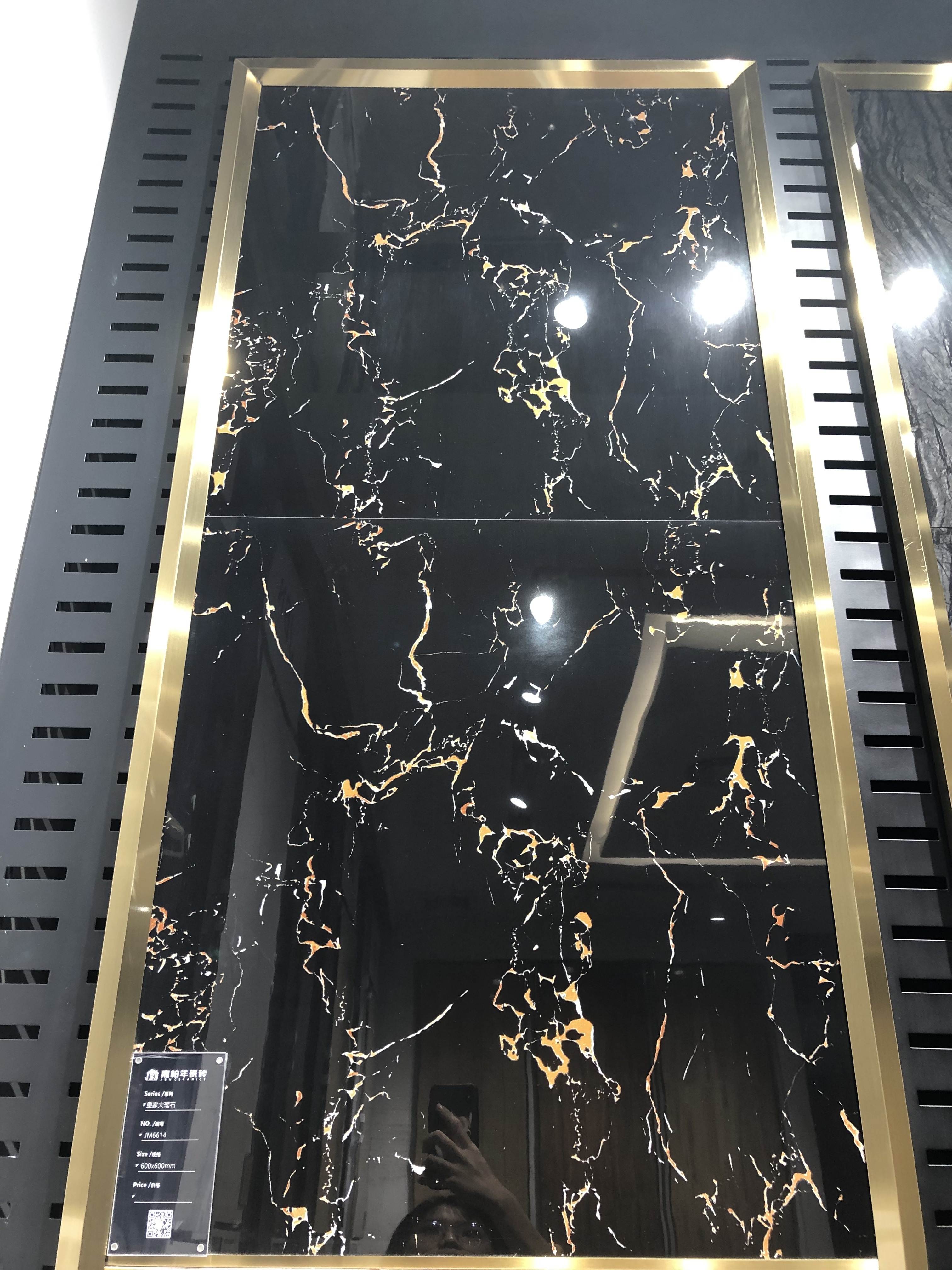 Hot Selling Gold Black Glazed Marble Porcelain Flooring Ceramic Tiles 600x600 Full Polished Walls Tiles Interiors Direct Foshan