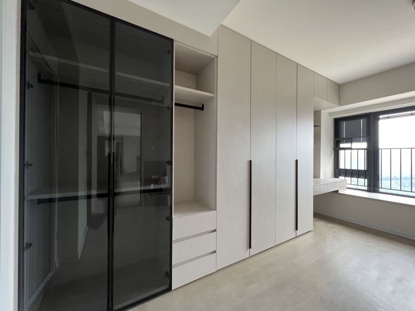 Modern clothes wardrobes furniture set customized home hotel bedroom aluminium glass door wooden white closet