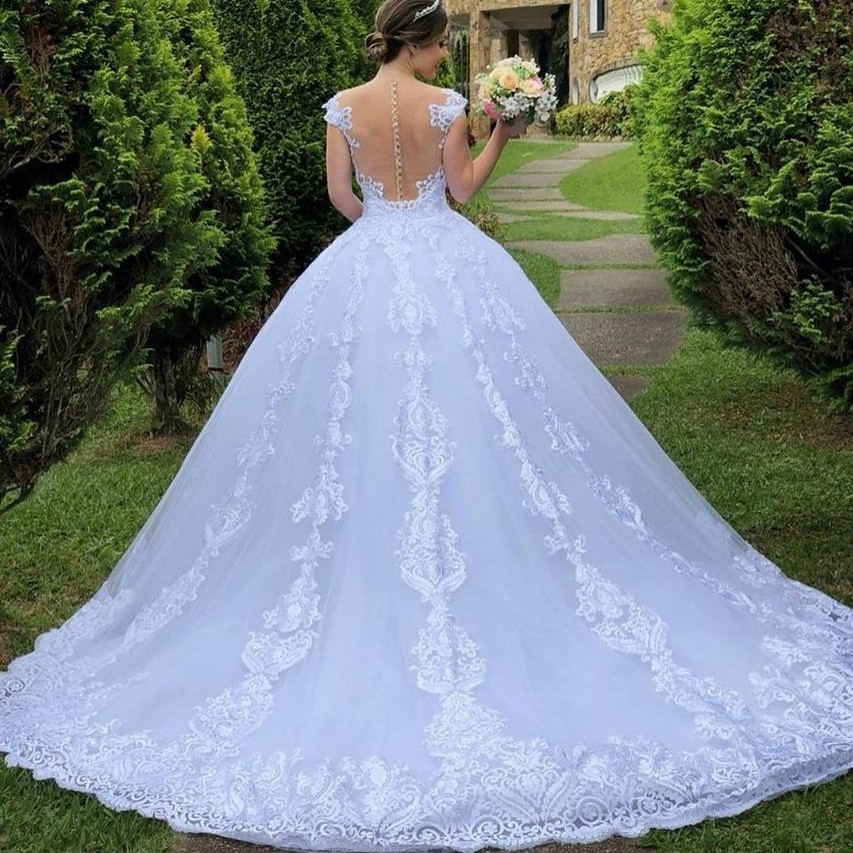 NEW Fashion Styles White Women Wedding Dresses Classic Trailing Bridal Gown Short Sleeve Lace Ball Gown Vestido De Noiva Knitted