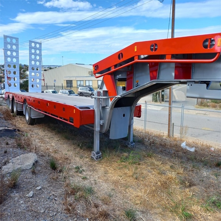 BERKLEY 3 4 axles gooseneck chassis hydraulic excavator transport lowboy lowbed semi trailer truck drop deck semi trailer