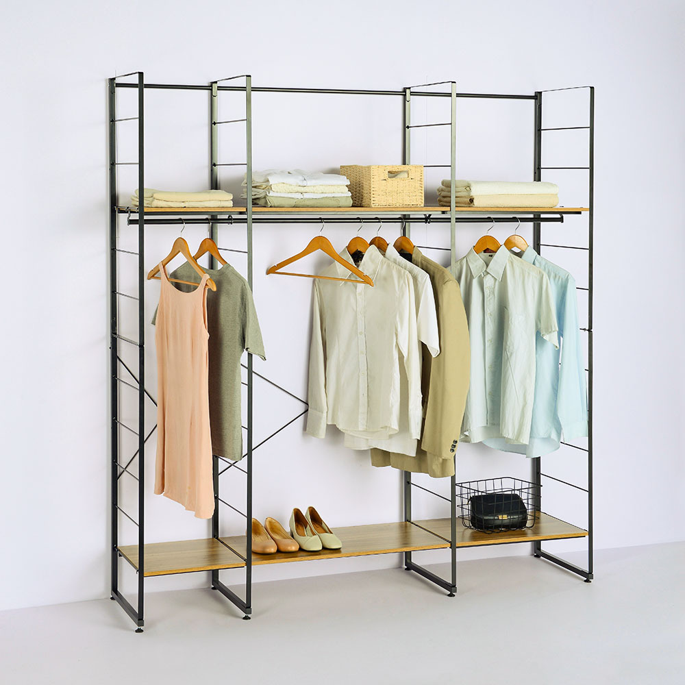 Modern Floor Standing Iron Heavy Duty Metal Garment Rack Clothing Rack With Shelves