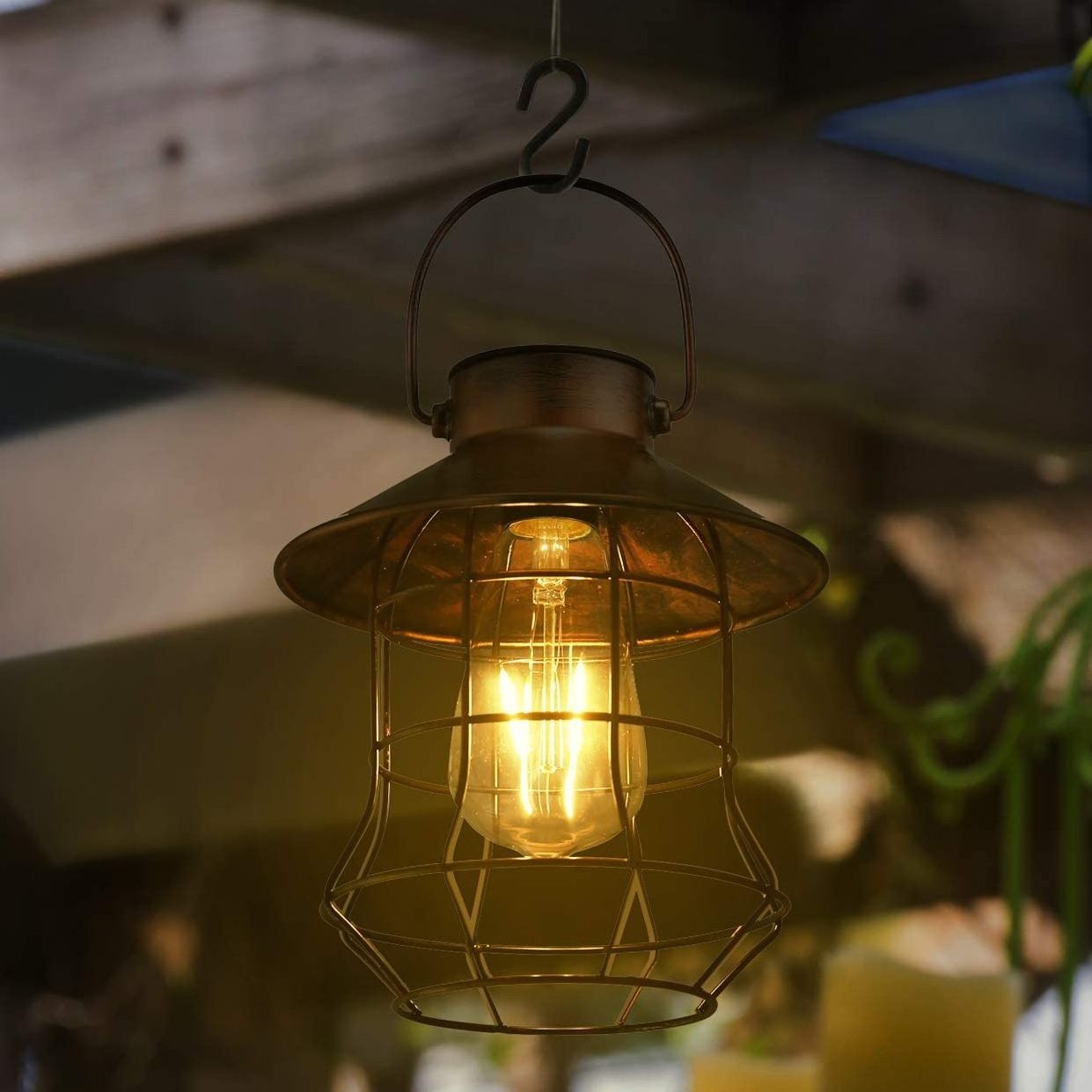 Outdoor Solar Lantern Light Hanging garden light-Vintage Solar Table Lamp with Warm White Bulb Design for Garden Decor