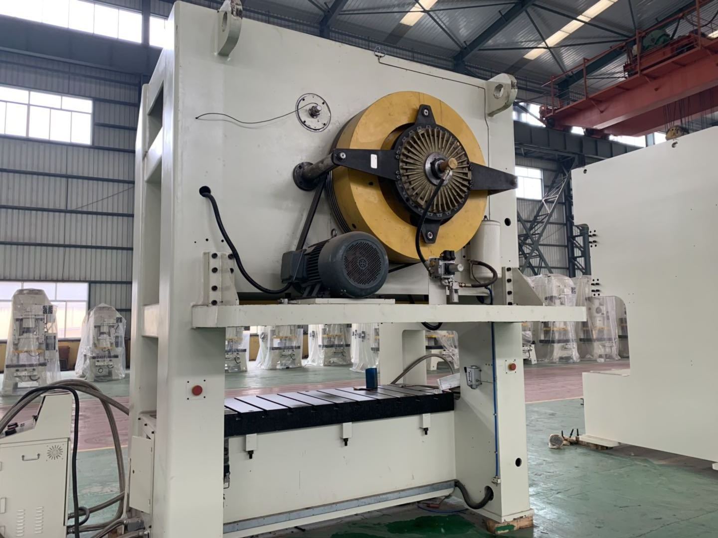 Frame Double Crank Power Press Machine 250 ton Two Point H Punch Forming Punching Machine CNC Hydraulic 300ton power press