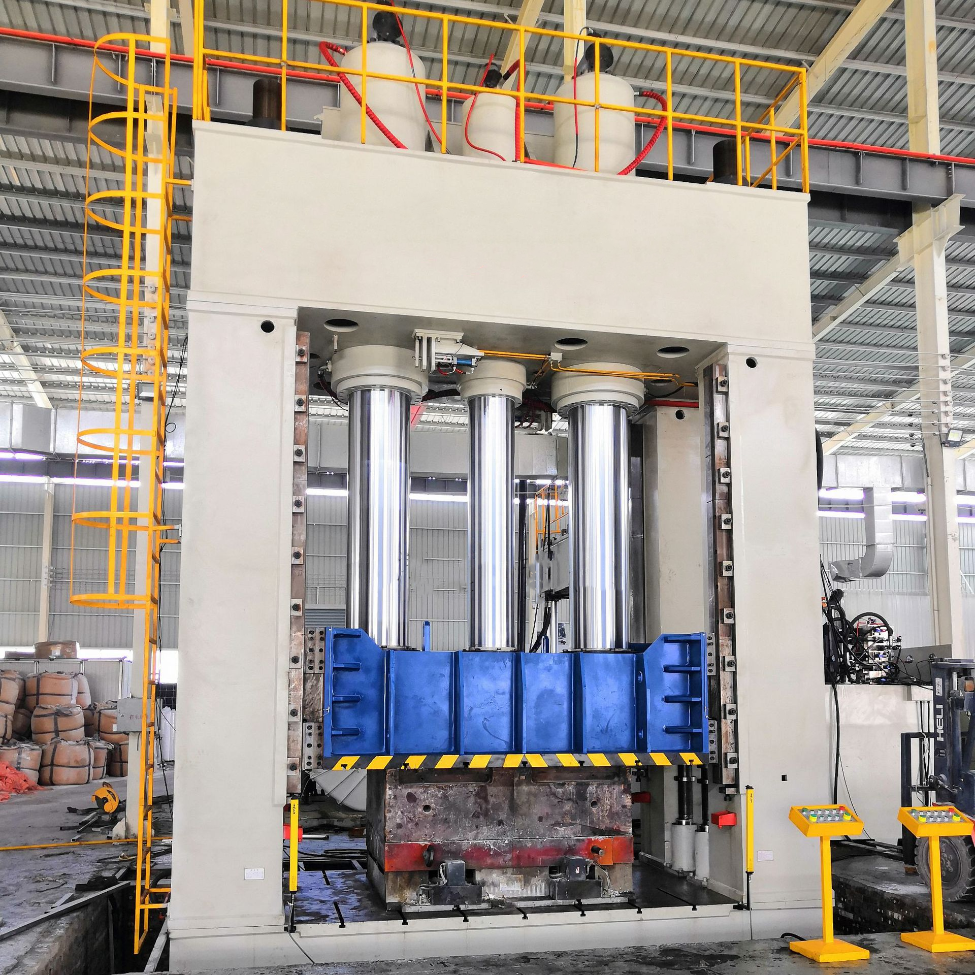 500 Ton Lead Bush Cold Forging Machine for Automotive Battery Hydraulic Impact Extrusion Press