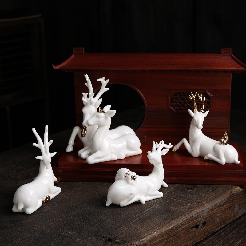 Christmas Reindeer Ceramic porcelain Statues Home Decor Figurines Sculptures Modern Decorations Center Table Living Room Unique