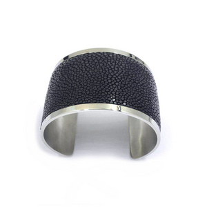 Men's Black Leather Cuff Stingray Bracelet