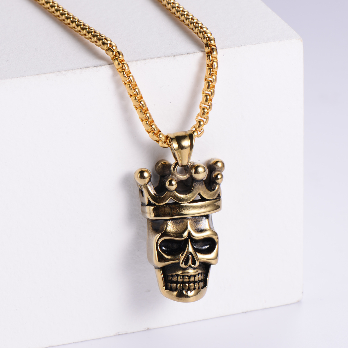 New Halloween Punk Men Skull Pendent Necklace with Crown Ghost Head Charms Biker Chain Jewelry 304 Stainless Steel Pendant