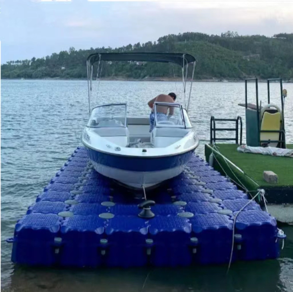 Easy to assemble modular float dock jet ski floating dock platform plastic pontoon marine V-shaped float