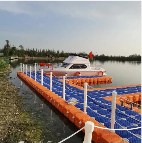 Modular HDPE swimming pool plastic floating platform pontoon bridge jet ski floating dock yacht platform