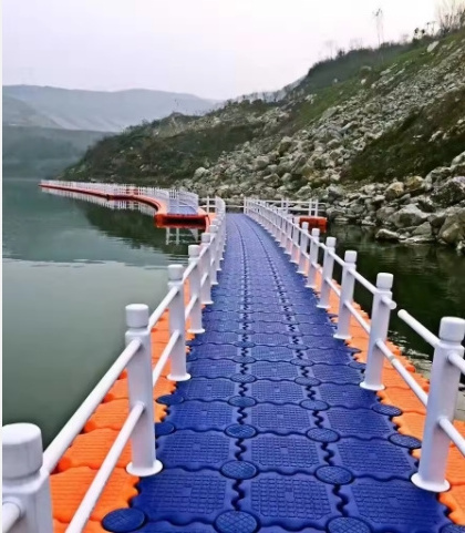 Plastic floating platform pontoon bridge modular jet ski floating dock recreational fishing floating platform pier