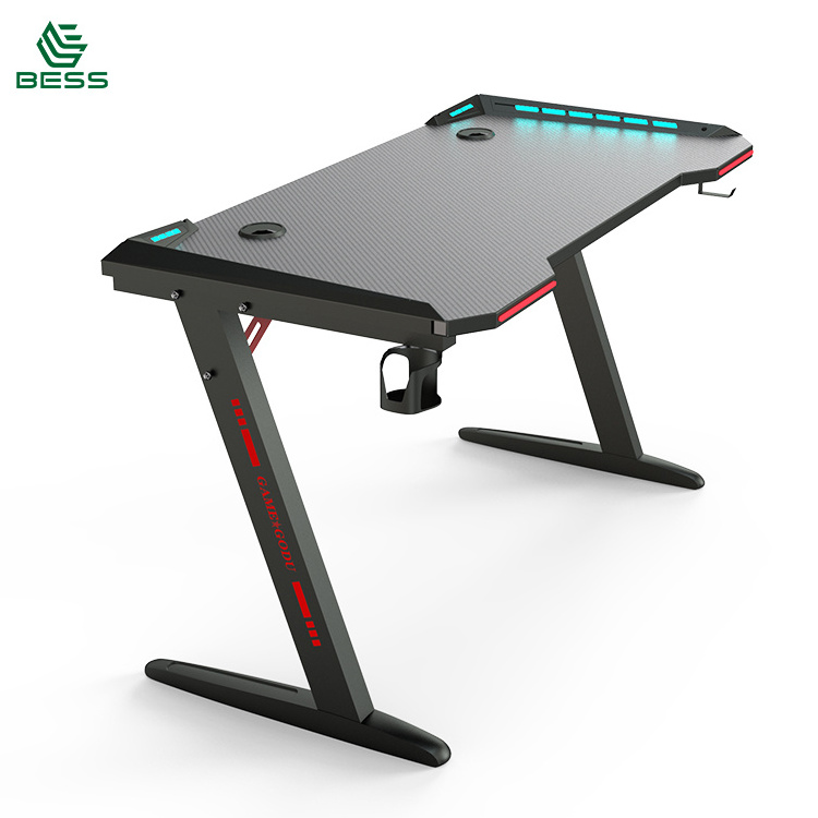 BEISIJIE Hot Sale Free Sample Gaming Desk for Gamer Gaming Table with  RGB Computer Desk with Cup Holder