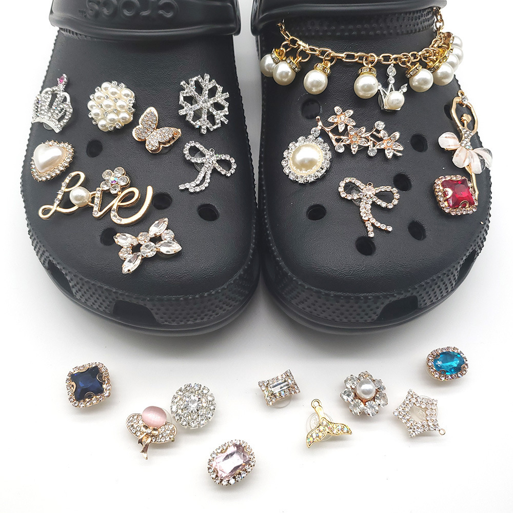 Wholesale Designer Luxury Brand Custom Diamond Gemstone Rhinestone Crock Charm Metal Bling Charms For Clogs Shoes