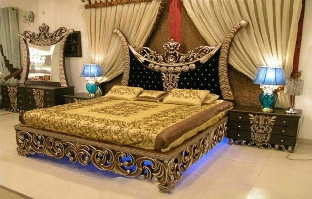 Master Solid Wood Bedroom Furniture Arabic Royal Wooden Bed Home Furniture Antique Teak Wood King Size Bed For Bedroom