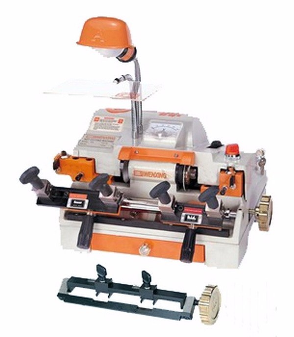 100A2 Wenxing used key cutting machine duplicating