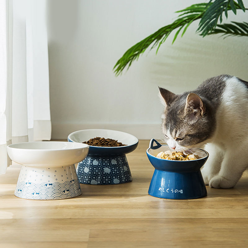 BSCI Factory Directly Japanese ceramic pet feeder standup elevated cat ceramic bowls small dog raised food cat water tilted bowl