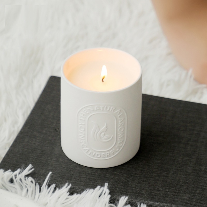 Custom Logo Candle Holders Decorative Matt Porcelain Candle Container Vessel Embossed Ceramic Candle Jars