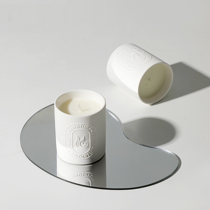 Custom Logo Candle Holders Decorative Matt Porcelain Candle Container Vessel Embossed Ceramic Candle Jars