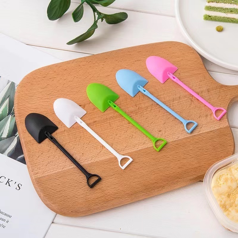 Hot Sale Colorful Disposable Mini Plastic Cake Spoon Eco Ice Cream Scoop Shovel Baking Dessert Pastry Spoons