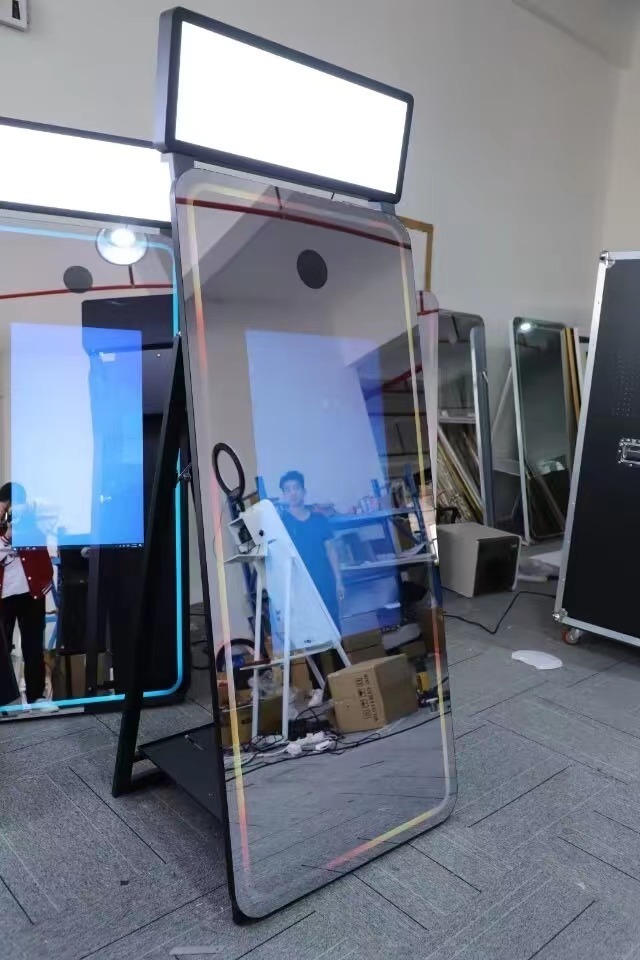 40/70 inch Magic Mirror Photo Booth Kiosk With Printer Led Frame Screen Mirror Photo Booth for party