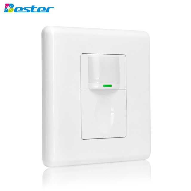 RZ022 On/ Off Energy Saving Adjustable Programmable EU Plug Timer Socket Digital Timer Switch