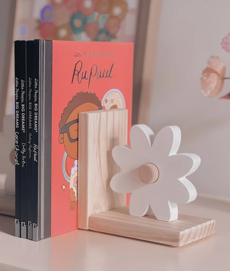 Wholesale 3D Creative Wooden Bookends Unique Decorative Kids' Bookends with Kawaii Design-Daisy Bookends for Nursery Shelves