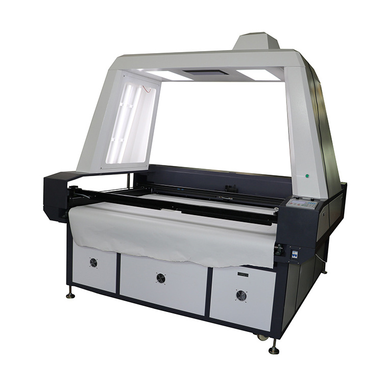 Factory Low Price Popular Metal Laser Cutting Machine for shoes garment jacket