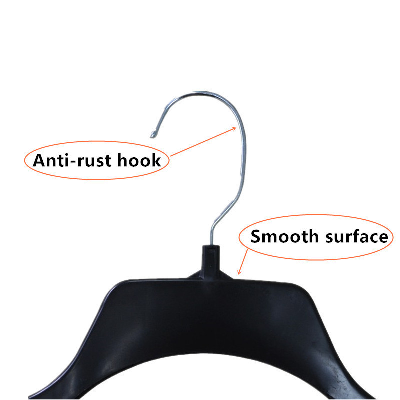 17-Inch Non-Slip Black Top Plastic Hanger with Metal Hook Wholesale Display for Pants Jackets Shirts Suits