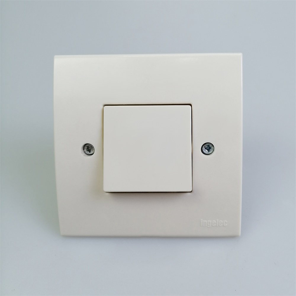 for legrand UK Switches And Sockets 13A Socket British standard English Electric Wall Socket