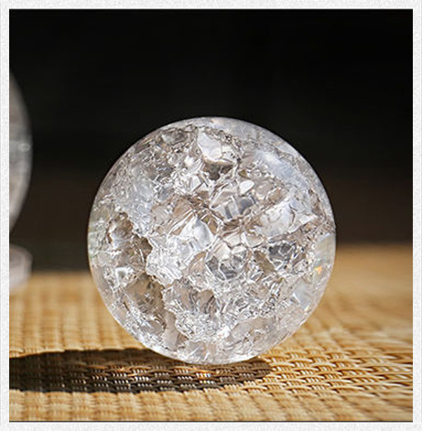 Wholesale crystal crafts crystal glass ice crack bubble ball transparent ball Fountain accessories