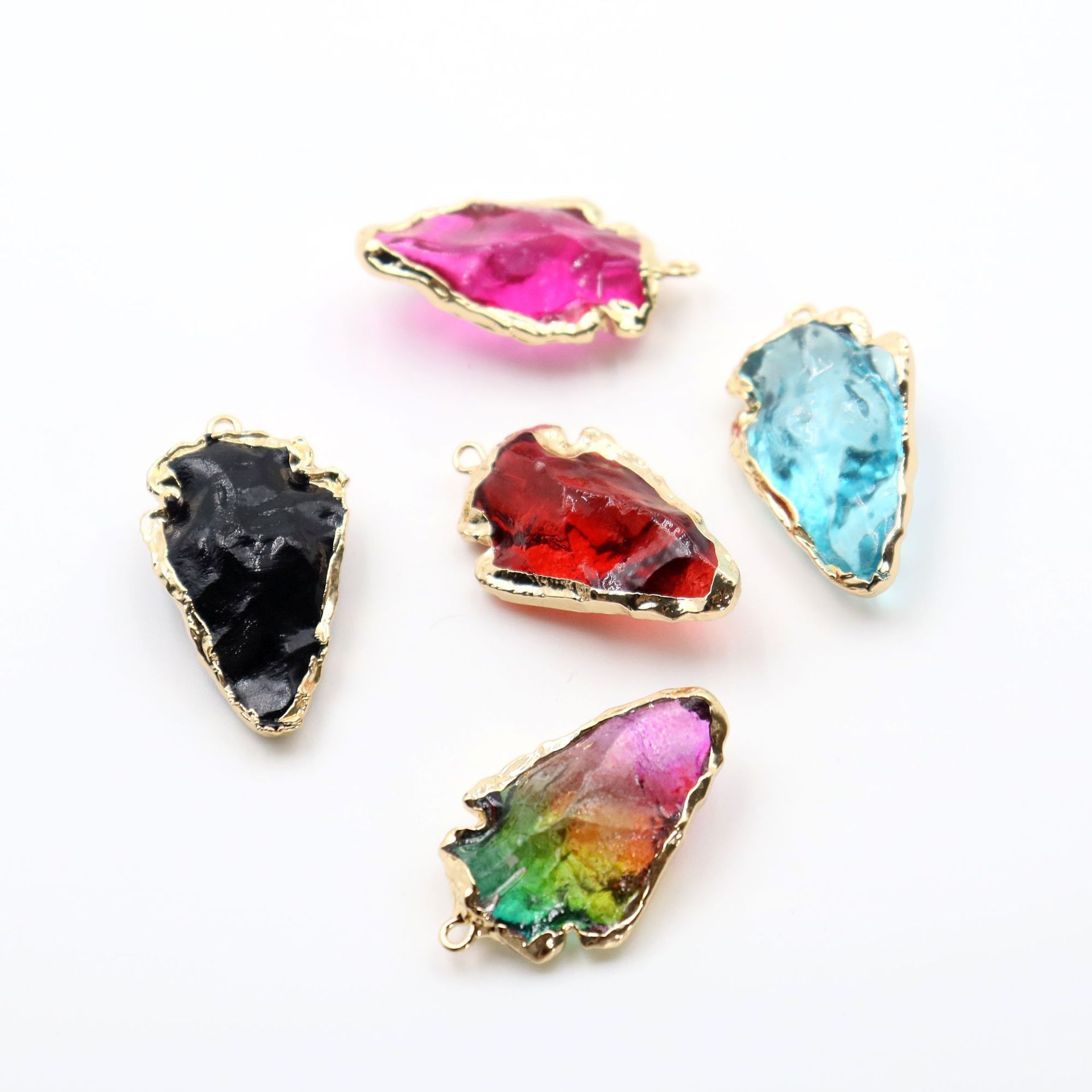 Hot Sale Arrowhead Multi Color Natural Crystal Pendant Healing Energy Crystal Necklace Pendant for Women Girls