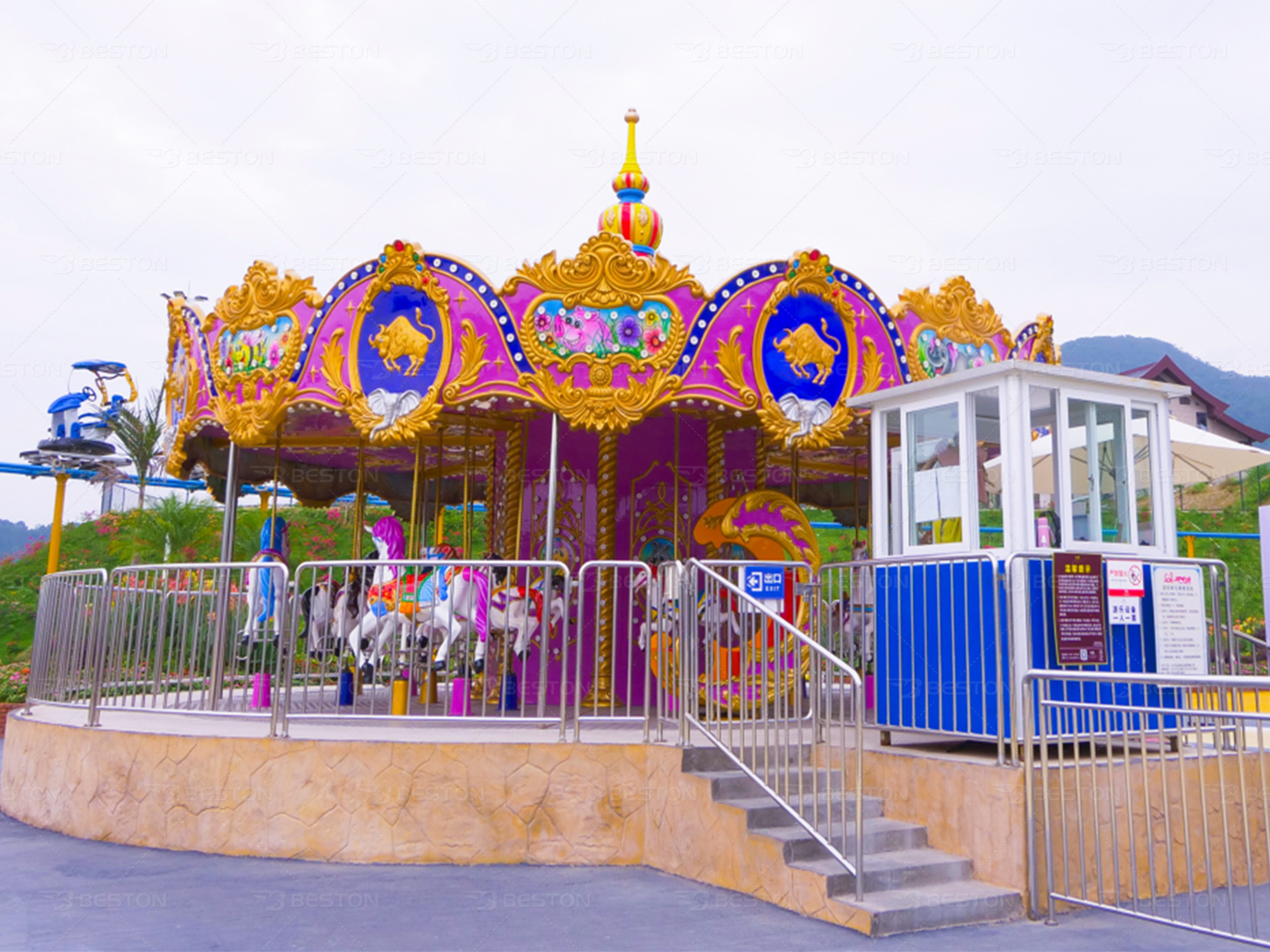 Attractive Amusement Park Rides Christmas Carousel For Sale