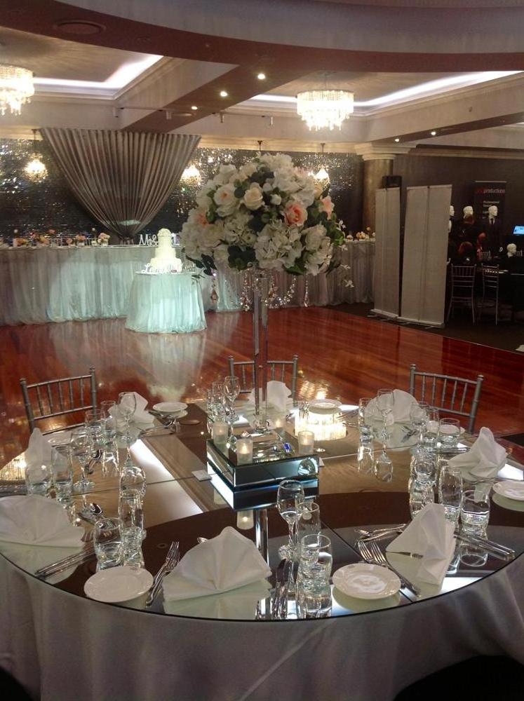 60 inch Wedding Rounded Acrylic Mirror Table Tops For Party Table Centerpiece