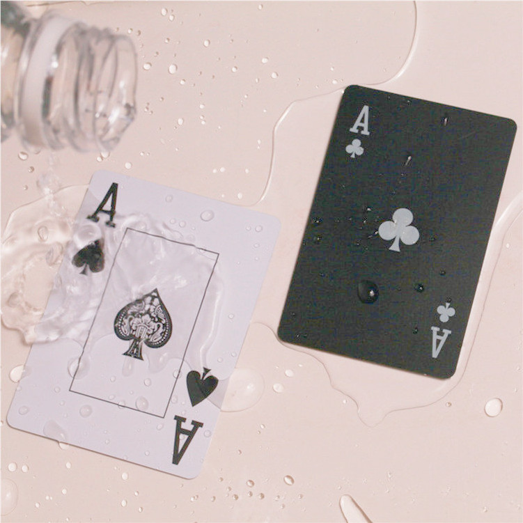 Custom Design 0.3mm Thick 100% Plastic Playing Cards