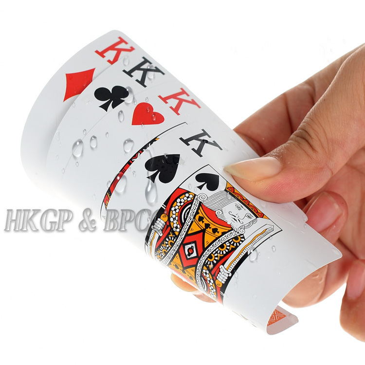 Custom Design 0.3mm Thick 100% Plastic Playing Cards