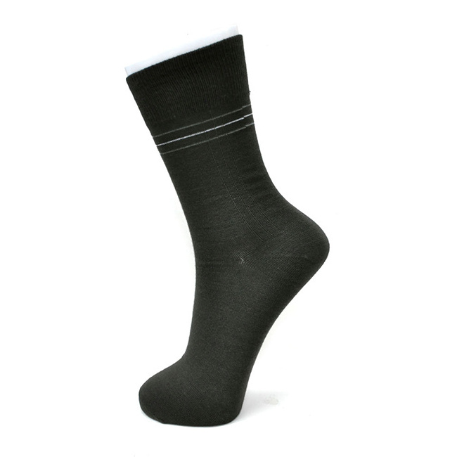 Newly Arrived High Standard Grade Materialized Army Green Color Custom Design Woolen Men's Socks at Low Market Price