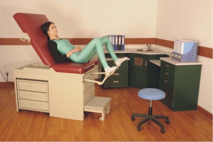 BT-EA020 Hospital medical patient female examination table gyn exam gynecological examination chair with stirrup