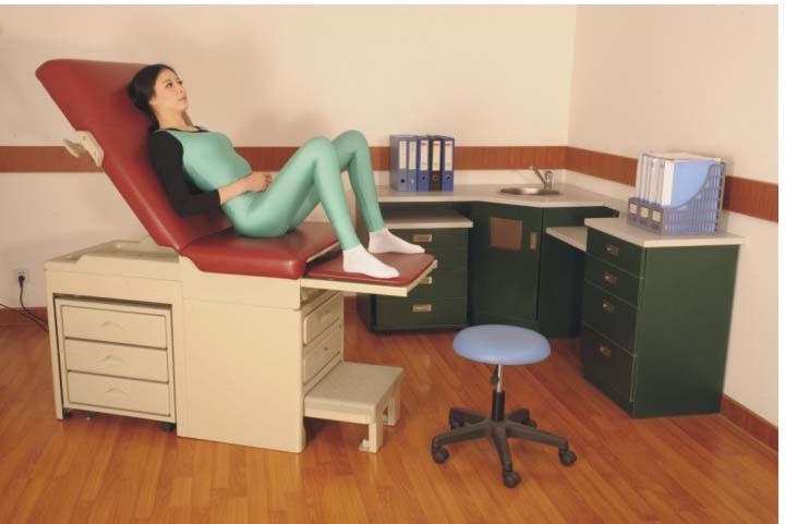 BT-EA020 Hospital medical patient female examination table gyn exam gynecological examination chair with stirrup