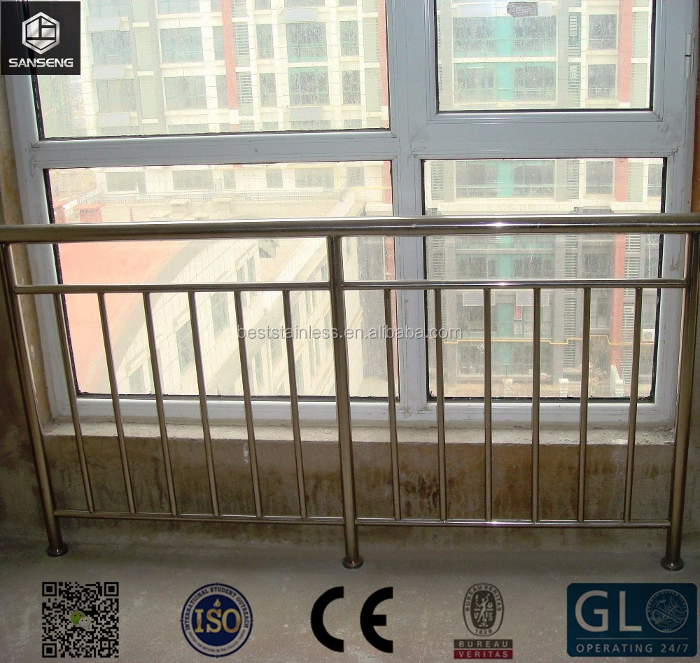 Foshan Sanseng standard 314/316L stainless steel handrail with glass balcony grill / steel pipe railing design for balcony