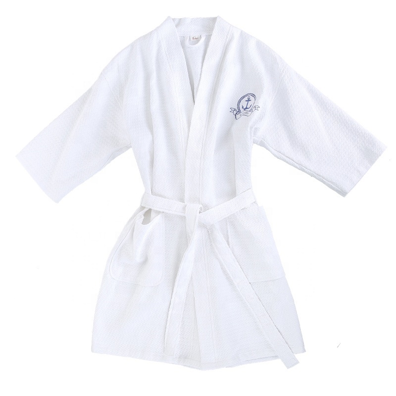 Customize 100% Cotton Waffle White Spa Hilton Hotel Bathrobe Towel Fluffy   Custom Bath Robe For Women and Man With Logo