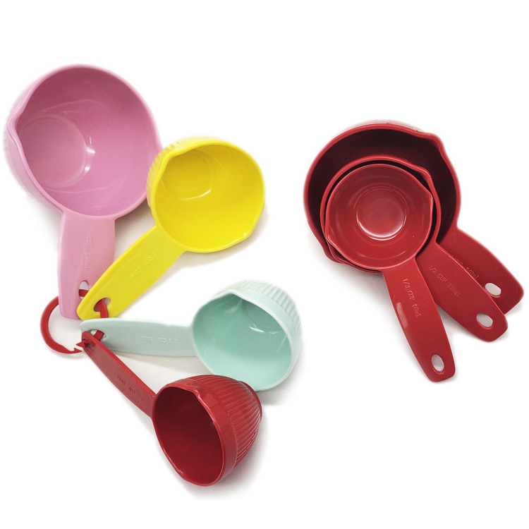 Wholesale Red 4 pcs measuring cup and spoon set