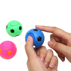 Mini Soccer Football Rotating Stress Balls Game Anti Stress Sensory Toy 35mm 40mm 50mm Football Spinner Fingertips Toy