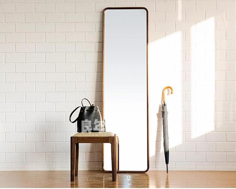 Modern Curved Corners Wooden Decorative Wall Mirror