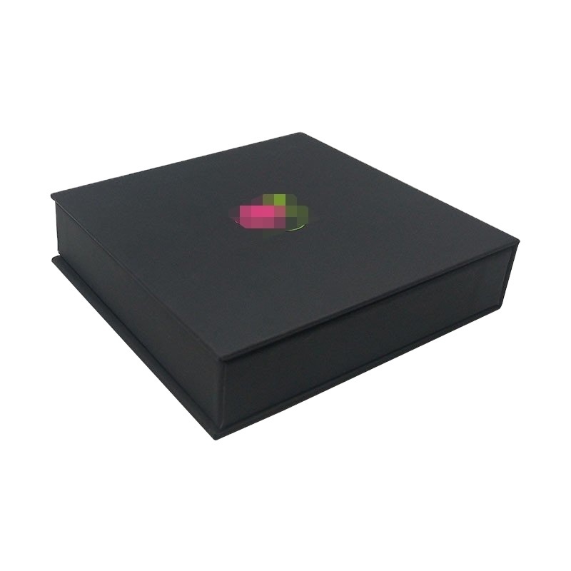 Wholesale Matt Black Chocolate Packaging Box Paper Magnetic Gift Chocolate Strawberry Packaging Box