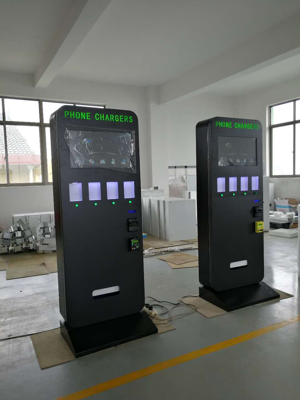 Shared Power bank charging dock mobile phone charger vending machine China power bank rental machine