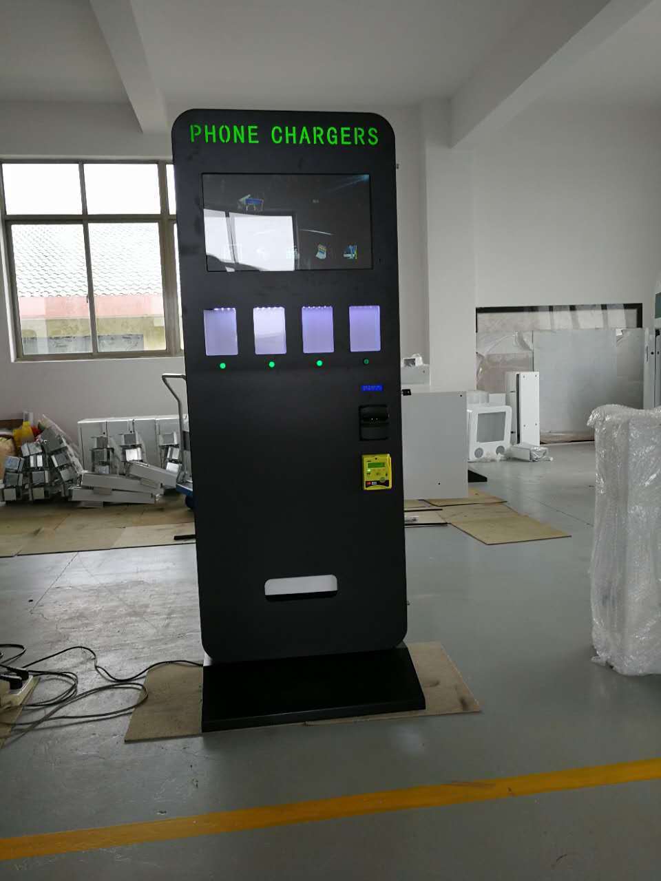 Coin/Cash/Banknote Operated Mobile Phone Charging Vending Machine