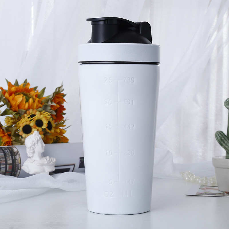 Ice Shaker 750ml Stainless Steel Insulated Water Bottle Protein Mixing Cup - Holds Ice for 24 Hours