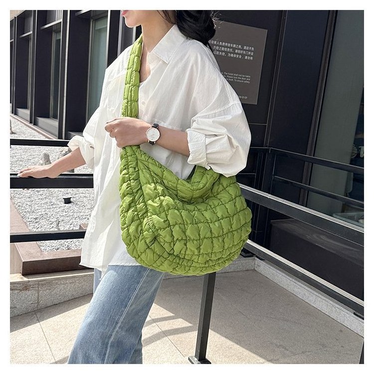 Custom INS Style Large Capacity Quilted Shoulder Bag Soft Puffer Padded Nylon Sling Tote for Women Candy Colors Messenger Bag