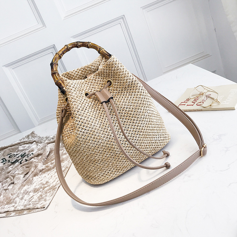 2024 Fashion Summer Handmade Crochet Straw Bucket Bag Beach Crossbody Bag Women Straw Bag With Bamboo Handle