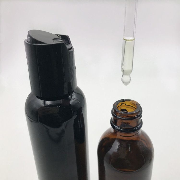 Private Label 100% natural men's beard oil bottle