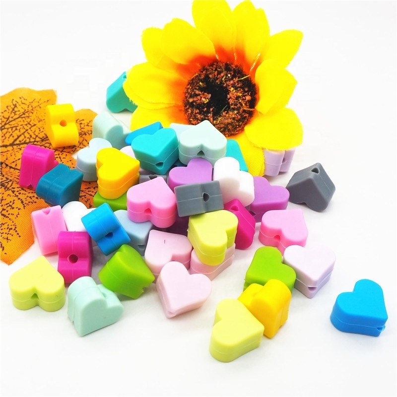 Limited Time Discounts Eco-friendly Customized Colorful Heart Silicone Beads Teething Toy